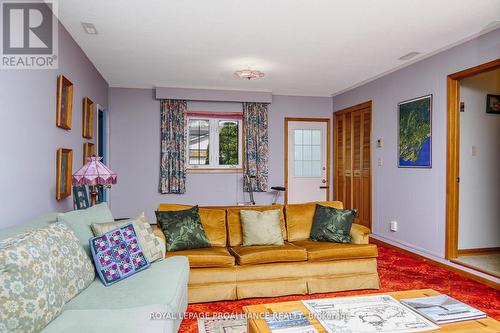 95 Baylea Drive, Quinte West (Sidney Ward), ON - Indoor Photo Showing Living Room
