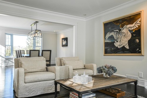 Salon - 135 Ch. Fournel, Sainte-Anne-Des-Lacs, QC - Indoor Photo Showing Living Room