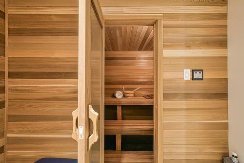 Sauna - 135 Ch. Fournel, Sainte-Anne-Des-Lacs, QC - Indoor Photo Showing Other Room