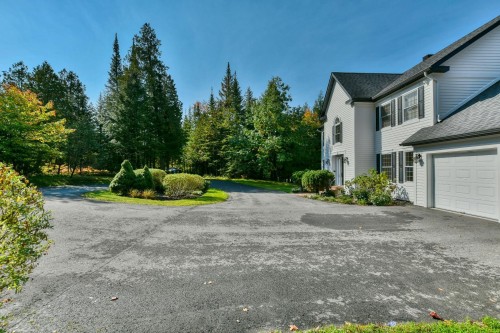 Rue - 135 Ch. Fournel, Sainte-Anne-Des-Lacs, QC - Outdoor