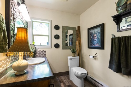 2470 North End Rd, Salt Spring, BC 