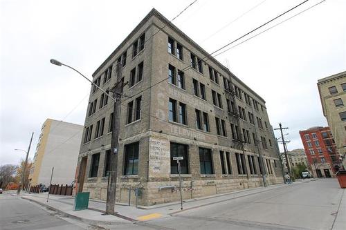 304-110 James Ave, Winnipeg, MB 