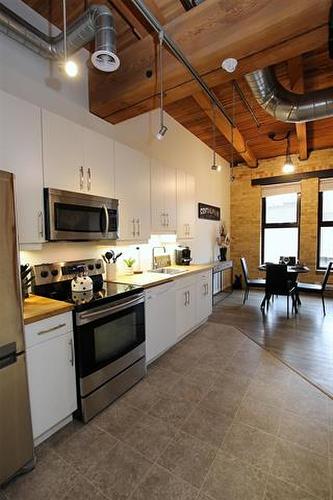 304-110 James Ave, Winnipeg, MB 