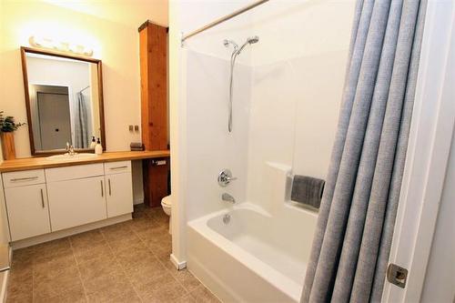 304-110 James Ave, Winnipeg, MB 