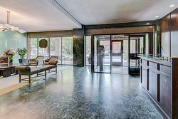 1602-5150 Av. MacDonald  Côte-Saint-Luc, QC H3X 2V8