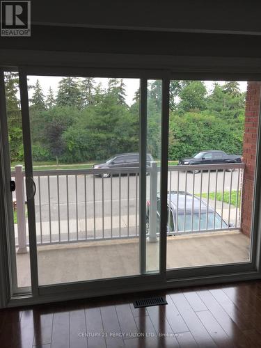 Main - 101 Simmons Boulevard, Brampton, ON - Indoor Photo Showing Other Room