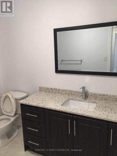 Main - 101 Simmons Boulevard, Brampton, ON - Indoor Photo Showing Bathroom