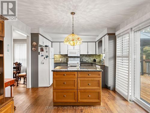 764 Ewing Street, Cobourg, ON - Indoor Photo Showing Kitchen