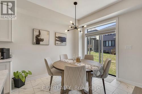 6 Sundin Drive, Haldimand, ON - Indoor Photo Showing Dining Room