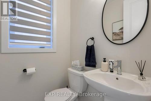 6 Sundin Drive, Haldimand, ON - Indoor Photo Showing Bathroom