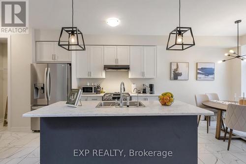 6 Sundin Drive, Haldimand, ON - Indoor Photo Showing Kitchen With Double Sink With Upgraded Kitchen