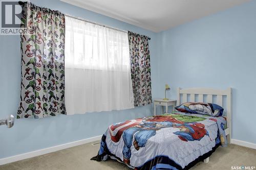 5513 4Th Avenue, Regina, SK - Indoor Photo Showing Bedroom