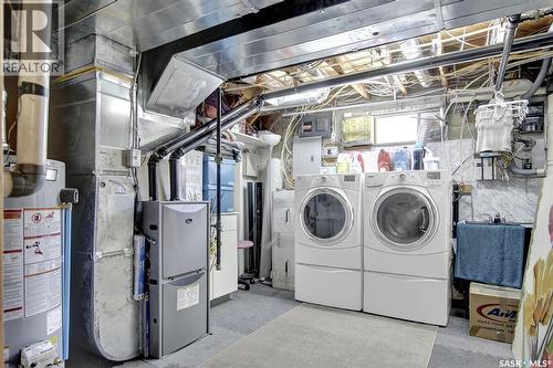 5513 4Th Avenue, Regina, SK - Indoor Photo Showing Laundry Room