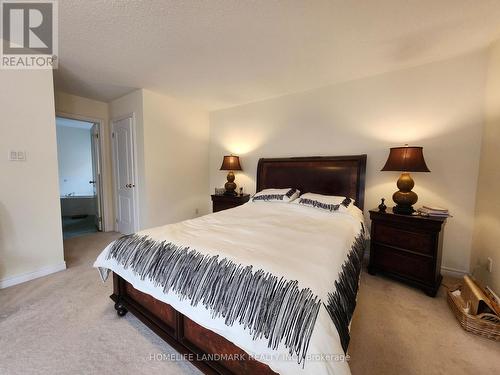 25 Lord  Nelson Court, Richmond Hill, ON - Indoor Photo Showing Bedroom