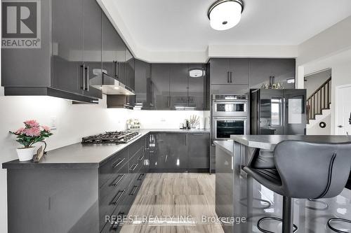 130 Hitchman Street, Brant, ON - Indoor Photo Showing Kitchen With Upgraded Kitchen