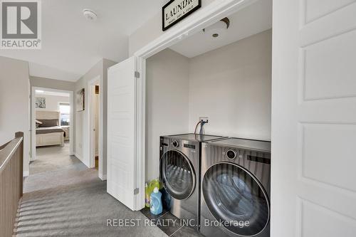 130 Hitchman Street, Brant, ON - Indoor Photo Showing Laundry Room