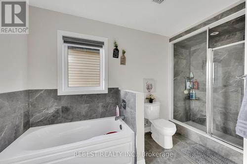 130 Hitchman Street, Brant, ON - Indoor Photo Showing Bathroom