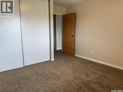 207 1808 Eaglesham Avenue, Weyburn, SK - Indoor Photo Showing Other Room