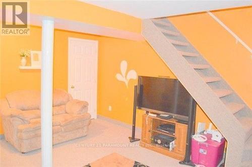 641 Macbeth Heights, Mississauga, ON - Indoor Photo Showing Other Room