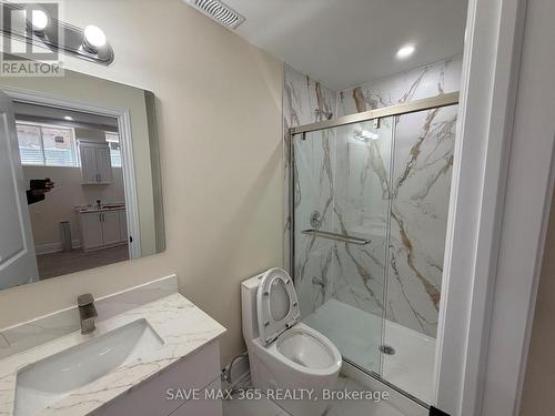46 James Walker Avenue, Caledon, ON - Indoor Photo Showing Bathroom