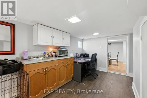 20 Barrington Avenue, London North (North N), ON - Indoor