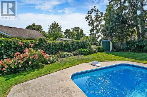 121 Queen Street, Kawartha Lakes, ON - Outdoor With In Ground Pool With Backyard