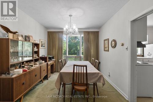 1491 Woodeden Drive, Mississauga, ON - Indoor Photo Showing Dining Room