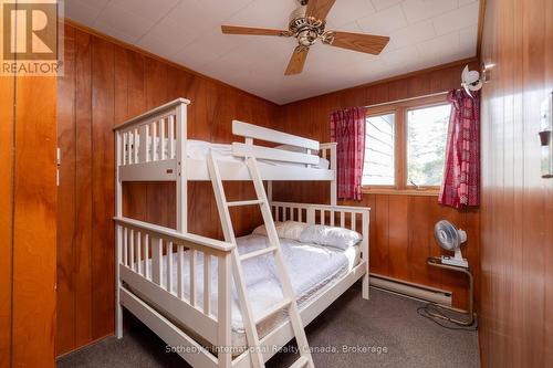 1-1076 Birch Point Road, Gravenhurst (Muskoka (S)), ON - Indoor Photo Showing Bedroom