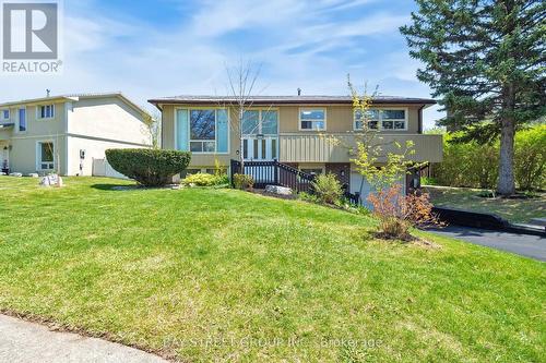 6119 Wabukayne Court, Mississauga, ON - Outdoor