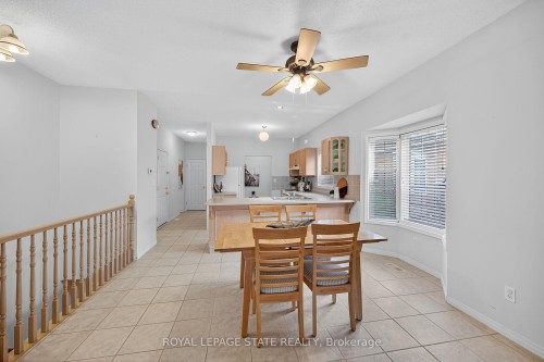 33-213 Nash Road S, Hamilton, ON - Indoor Photo Showing Dining Room