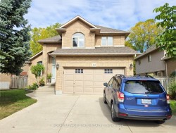 54 Falconridge Drive  Hamilton, ON L9B 2P3