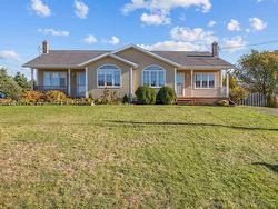 94 Williams Gate  Stratford, PE C1B 0C6