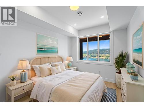8928 Tavistock Road, Vernon, BC - Indoor Photo Showing Bedroom