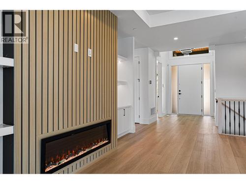 8928 Tavistock Road, Vernon, BC - Indoor With Fireplace