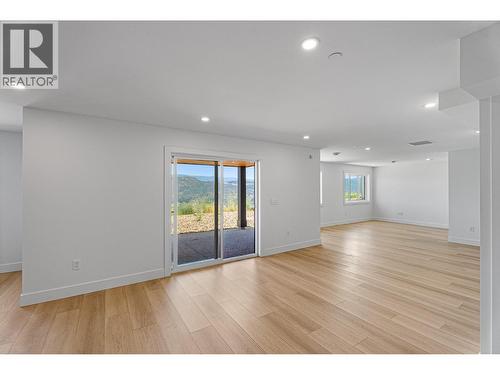 8928 Tavistock Road, Vernon, BC - Indoor