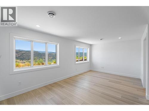 8928 Tavistock Road, Vernon, BC - Indoor Photo Showing Other Room