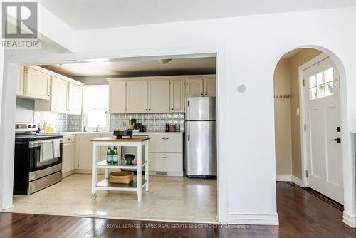130 Hazlitt Street, Peterborough (Ashburnham Ward 4), ON - Indoor Photo Showing Kitchen