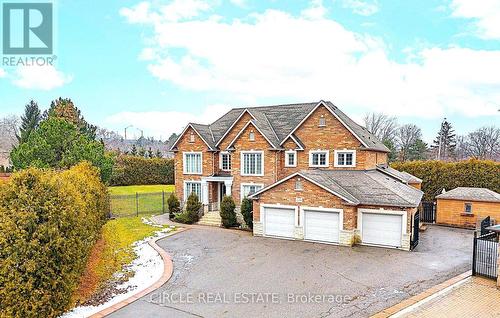 2489 Olinda Court, Mississauga, ON - Outdoor With Facade