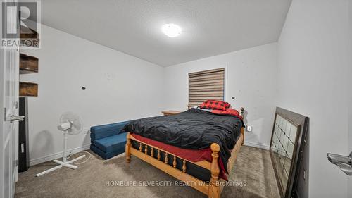 38 Mcgovern Lane, Brant, ON - Indoor Photo Showing Bedroom