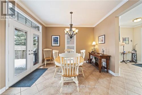 281 Doon South Drive, Kitchener, ON - Indoor Photo Showing Dining Room