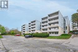 408 - 91 CONROY CRESCENT  Guelph (Dovercliffe Park/Old University), ON N1G 2V5