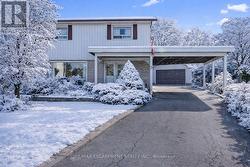 7 DELVERTON PLACE  Toronto, ON M2S 1Y5