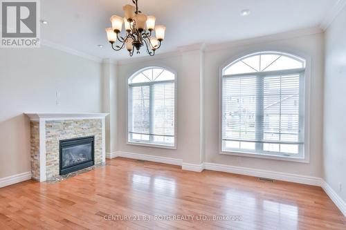 16 Gray Lane, Barrie, ON - Indoor Photo Showing Living Room With Fireplace