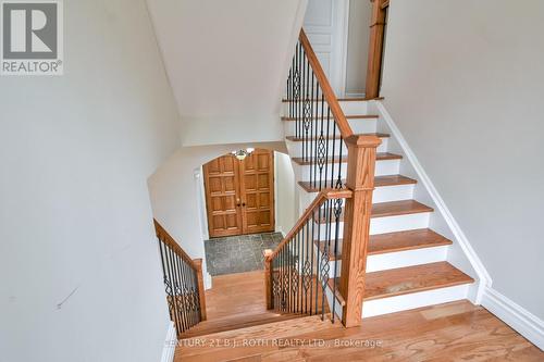 16 Gray Lane, Barrie, ON - Indoor Photo Showing Other Room