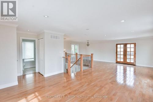 16 Gray Lane, Barrie, ON - Indoor Photo Showing Other Room