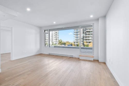 Living Room - 205-3665 Av. Jean-Béraud, Laval (Chomedey), QC - Indoor Photo Showing Other Room