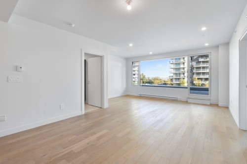 Living Room - 205-3665 Av. Jean-Béraud, Laval (Chomedey), QC - Indoor