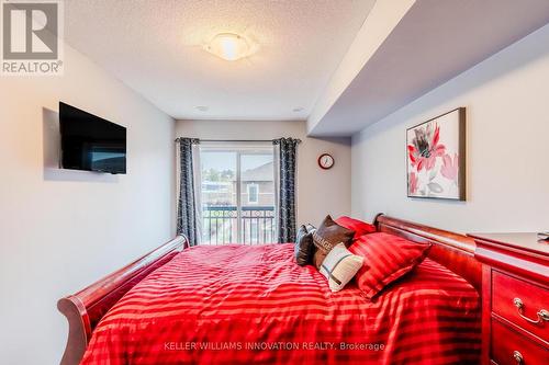 4 Dunsley Way, Whitby, ON - Indoor Photo Showing Bedroom