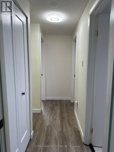 130 Sekura Crescent, Cambridge, ON - Indoor Photo Showing Other Room