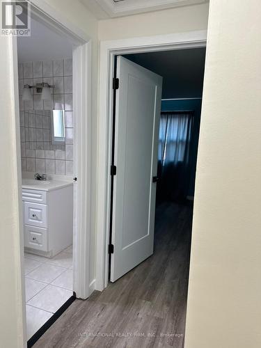 130 Sekura Crescent, Cambridge, ON - Indoor